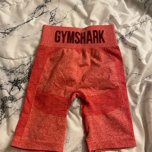 Small Gymshark red flex cycling shorts